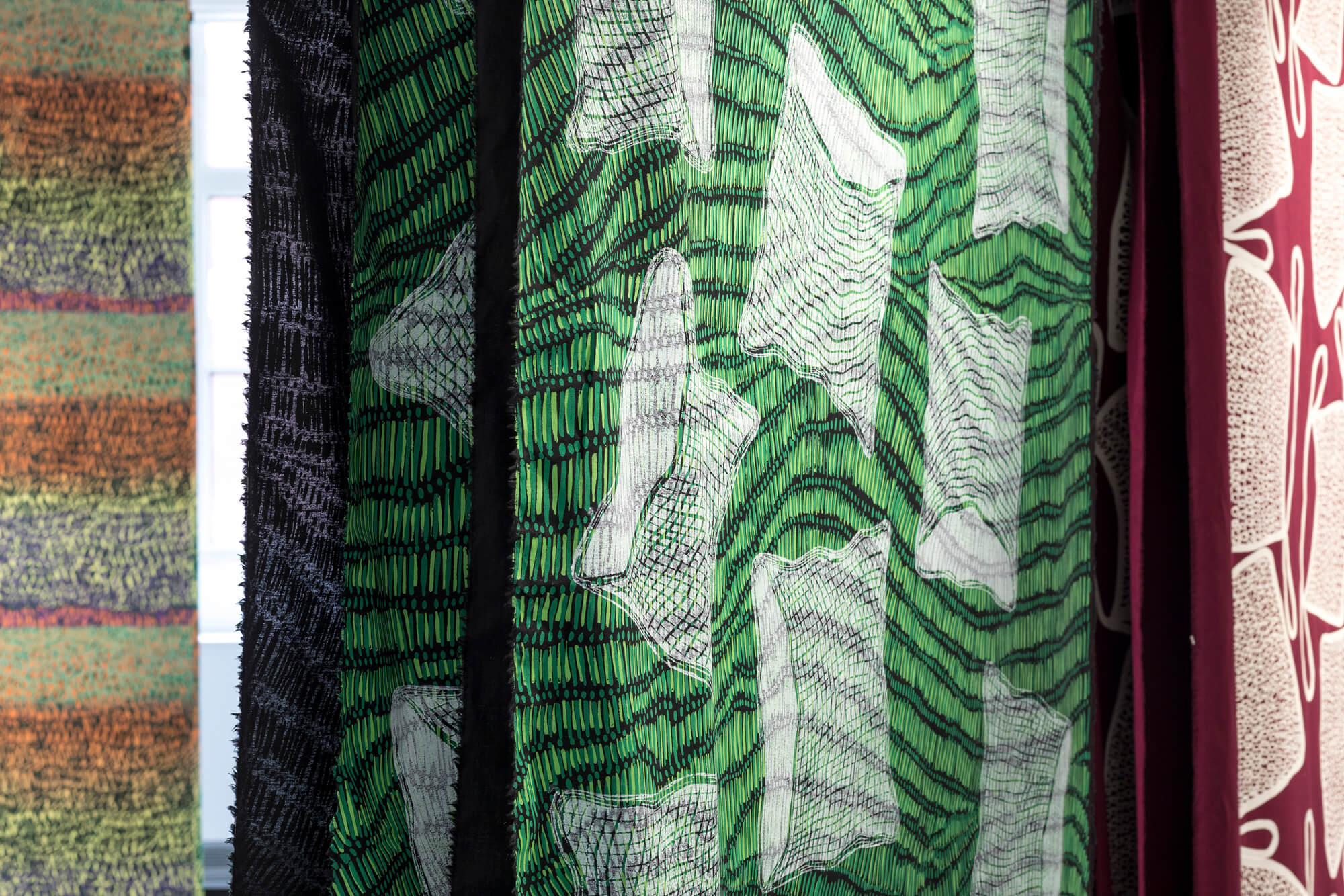 Texere: New Woven Surfaces on Fabric